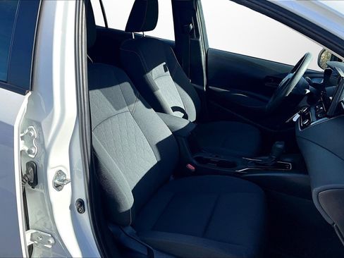 Used 2024 Toyota Corolla LE image 7