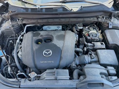 Used 2021 MAZDA CX-5 Touring FWD image 21