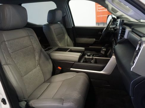 Used 2022 Toyota Tundra Limited image 24