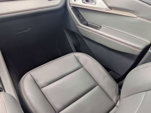 New 2025 Ford Explorer Active w/ Active Comfort Package RWD image 17