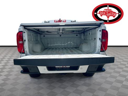 Used 2022 Chevrolet Colorado LT w/ Fleet Safety Package RWD image 24