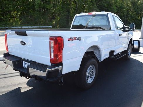 New 2026 Ford F250 XL w/ XL Chrome Package image 2