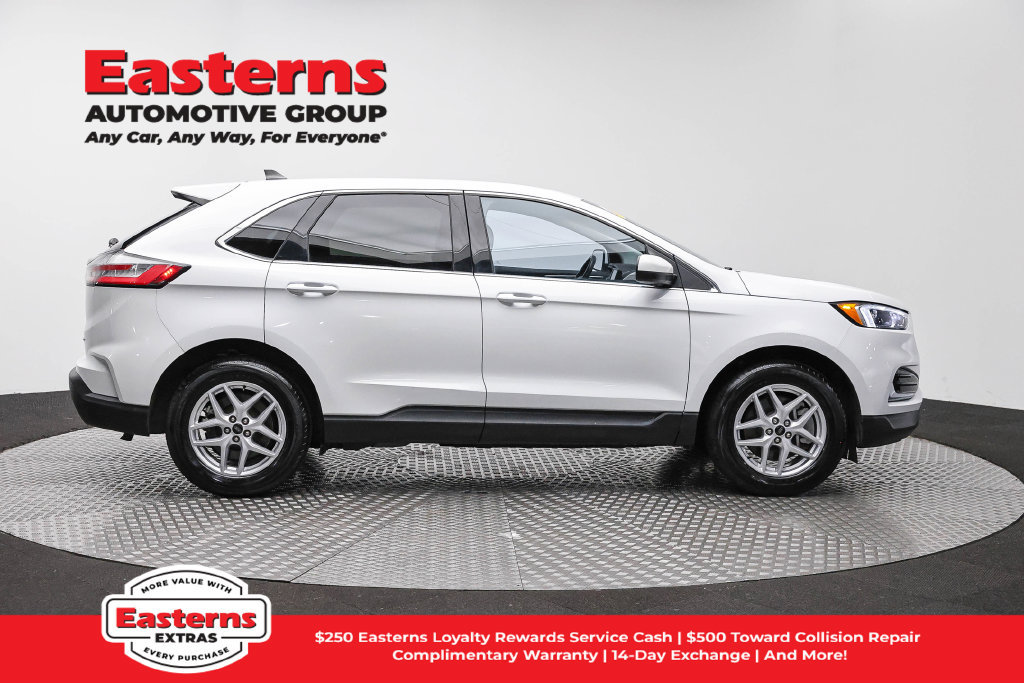 Used 2023 Ford Edge SEL AWD/4WD image 5