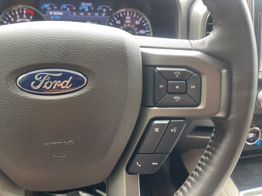 Used 2020 Ford Expedition XLT w/ Equipment Group 202A AWD/4WD image 21
