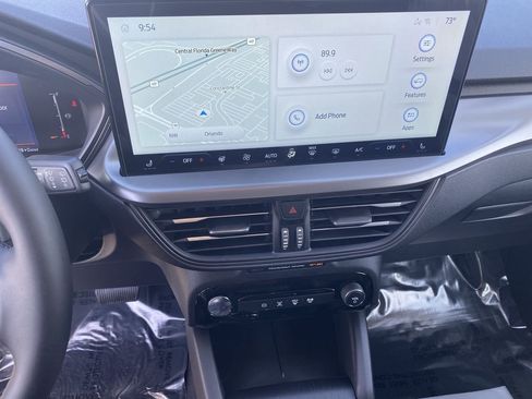 New 2026 Ford Escape SE image 19