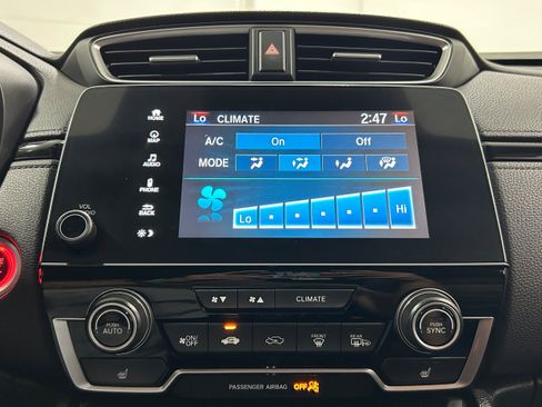 Used 2018 Honda CR-V Touring image 8