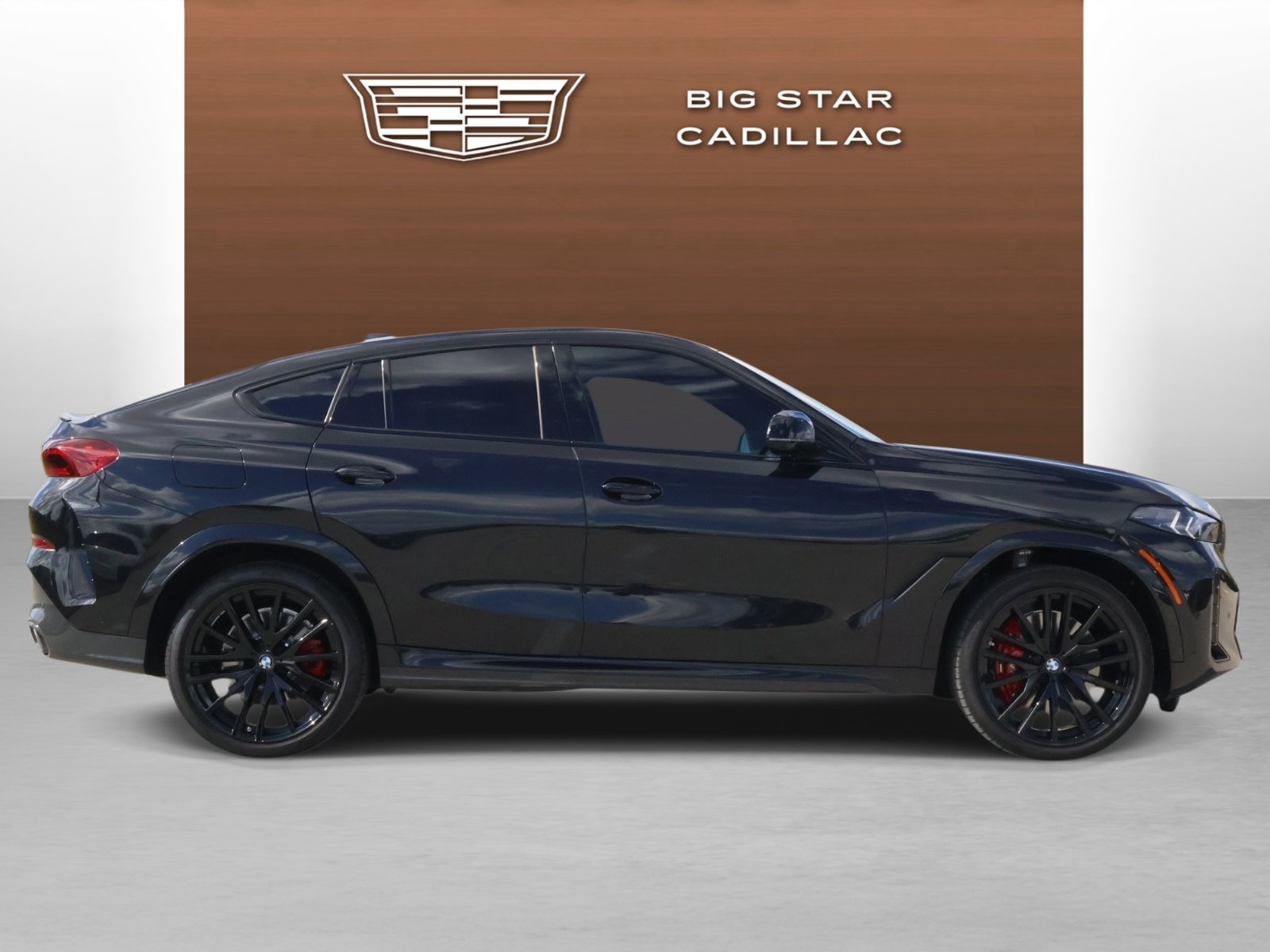 Used 2025 BMW X6 M60i w/ Executive Package AWD/4WD image 6