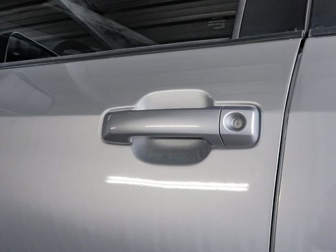 Used 2012 Toyota Tundra Limited image 40