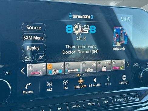 Used 2024 Nissan Pathfinder SL image 20