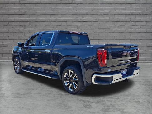 Used 2020 GMC Sierra 1500 SLT w/ SLT Premium Plus Package AWD/4WD image 8