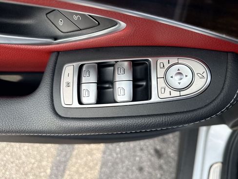 Used 2022 Mercedes-Benz GLC 300 image 22