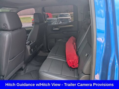 Used 2022 Chevrolet Silverado 1500 LT Trail Boss w/ LT Trail Boss Premium Package AWD/4WD image 12