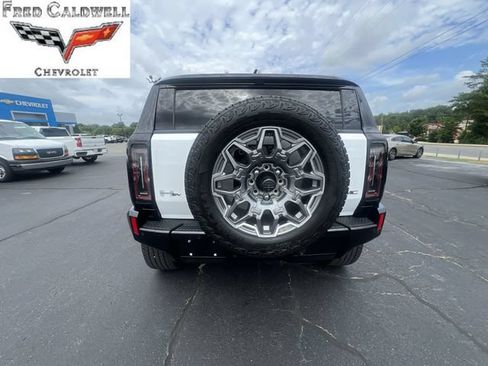 Used 2025 GMC Hummer EV 3X AWD/4WD image 36