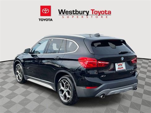 Used 2018 BMW X1 sDrive28i image 9