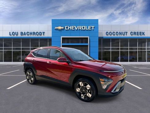 Used 2025 Hyundai Kona SEL FWD image 2