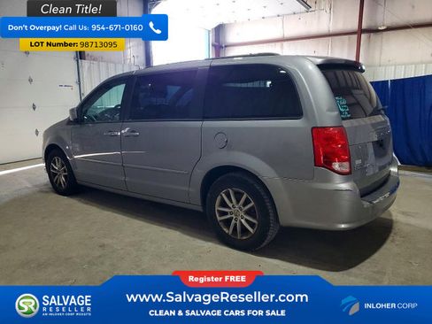 Used 2014 Dodge Grand Caravan SXT FWD image 3