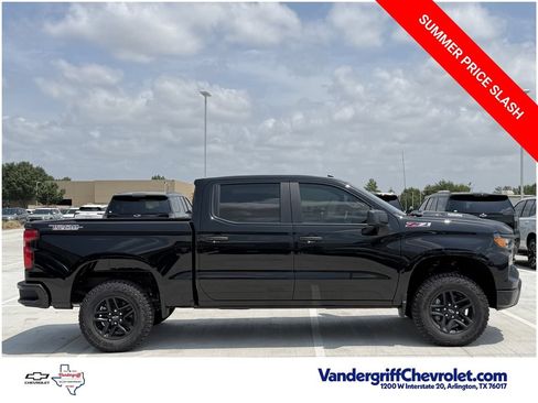 New 2026 Chevrolet Silverado 1500 Custom Trail Boss AWD/4WD image 3