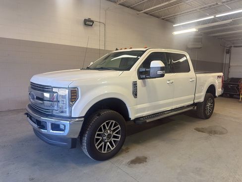 Used 2019 Ford F250 Lariat w/ Lariat Ultimate Package image 3