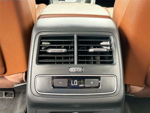 Used 2019 Audi A4 2.0T Premium image 27