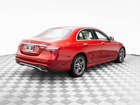 Used 2023 Mercedes-Benz E 350 4MATIC Sedan image 5