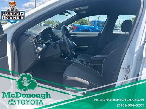 Used 2025 Volkswagen Jetta Sport FWD image 13