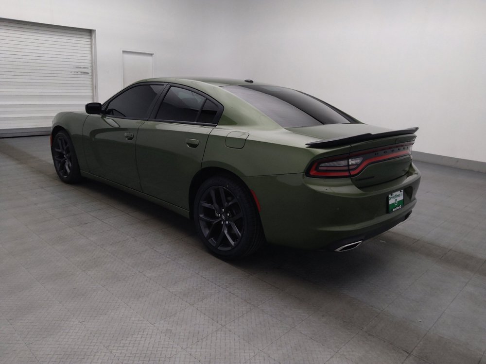 Used 2022 Dodge Charger SXT w/ Blacktop Package RWD image 3