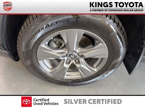 Certified 2024 Toyota RAV4 LE AWD/4WD image 26