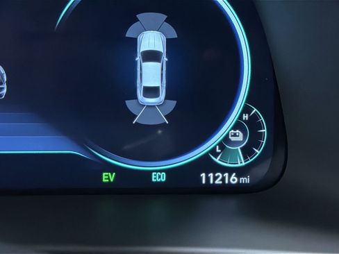 Used 2023 Hyundai Sonata Limited w/ Cargo Package image 14