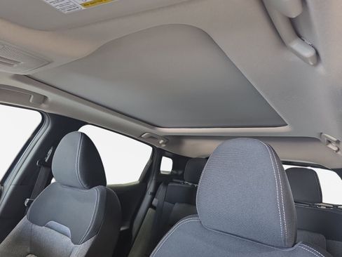 New 2026 Nissan Kicks SV w/ SV Premium Package FWD image 29