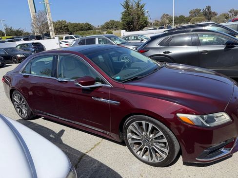 Used 2017 Lincoln Continental Reserve FWD image 3