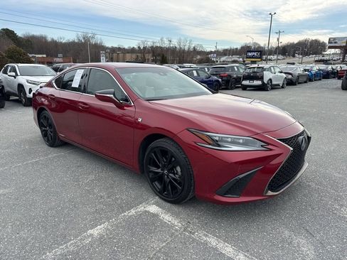 Used 2022 Lexus ES 300h F Sport image 7