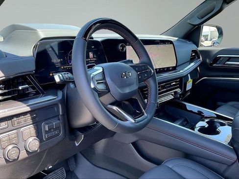 New 2026 Chevrolet Suburban RST w/ Advanced Technology Package AWD/4WD image 7