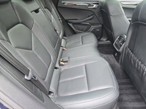 Used 2020 Porsche Macan S AWD/4WD image 36