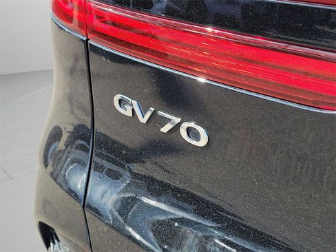 Used 2023 Genesis GV70 3.5T Sport w/ Sport Prestige Package image 32