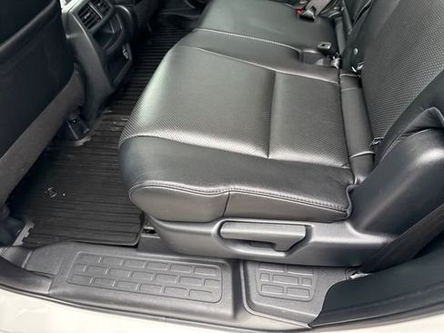Used 2023 Honda Passport EX-L image 19