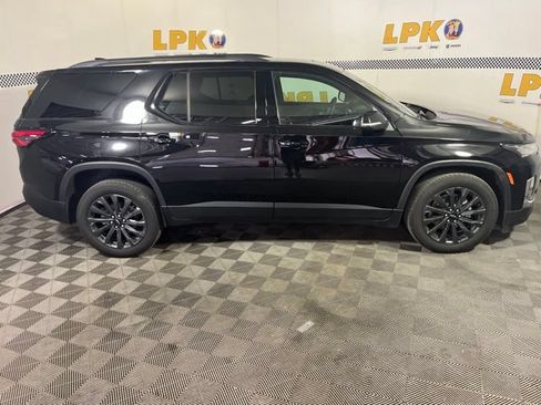 Used 2024 Chevrolet Traverse RS w/ LPO, Floor Liner Package AWD/4WD image 9