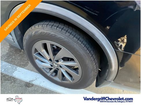 Used 2016 Nissan Rogue SL w/ SL Premium Package FWD image 14