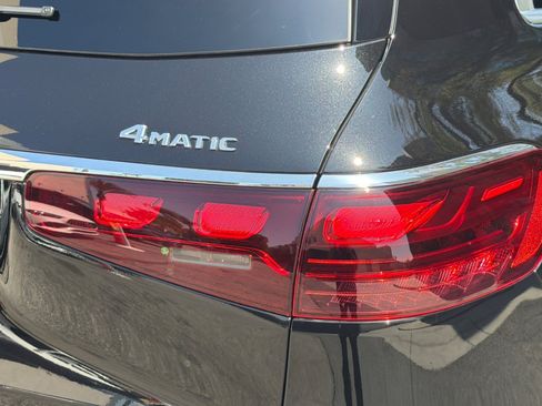 Used 2026 Mercedes-Benz GLS 450 4MATIC image 28