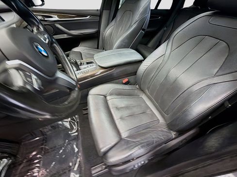 Used 2016 BMW X5 xDrive50i image 11