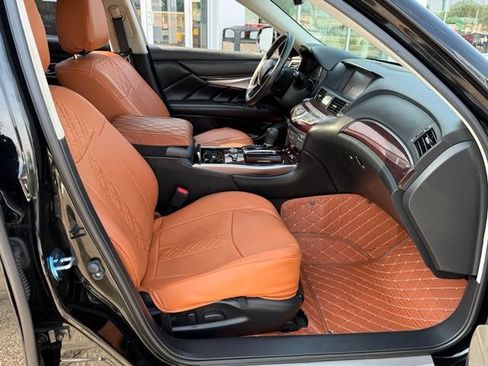 Used 2018 INFINITI Q70 L 3.7 AWD/4WD image 22