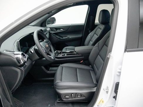 New 2026 Chevrolet Equinox LT w/ Convenience Package II image 24