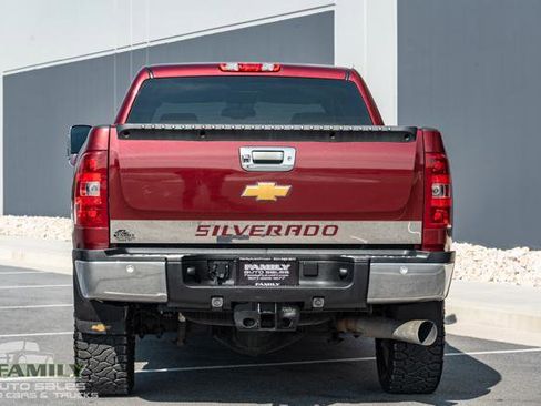 Used 2014 Chevrolet Silverado 2500 LTZ w/ LTZ Plus Package image 8