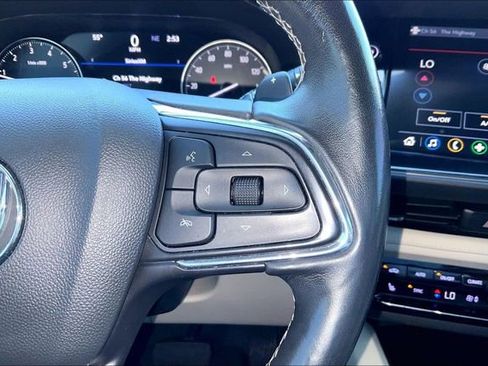 Used 2021 Buick Envision Essence FWD image 21