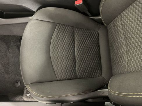 Used 2020 GMC Terrain SLE w/ Driver Convenience Package image 23