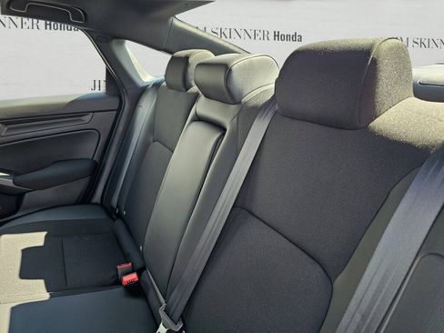 Used 2025 Honda Civic Sport image 35