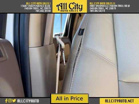 Used 2011 GMC Yukon SLT w/ SLT-2 Equipment Package image 37