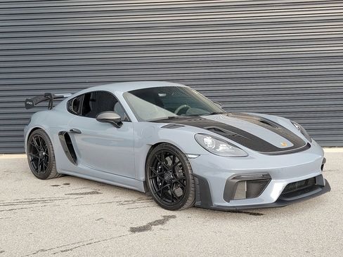 Certified 2024 Porsche 718 Cayman GT4 RS RWD image 9
