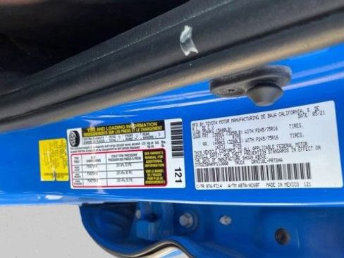 Used 2021 Toyota Tacoma SR5 w/ Technology Package AWD/4WD image 19