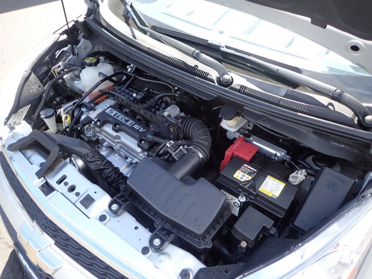 Used 2015 Chevrolet Spark LT FWD image 23