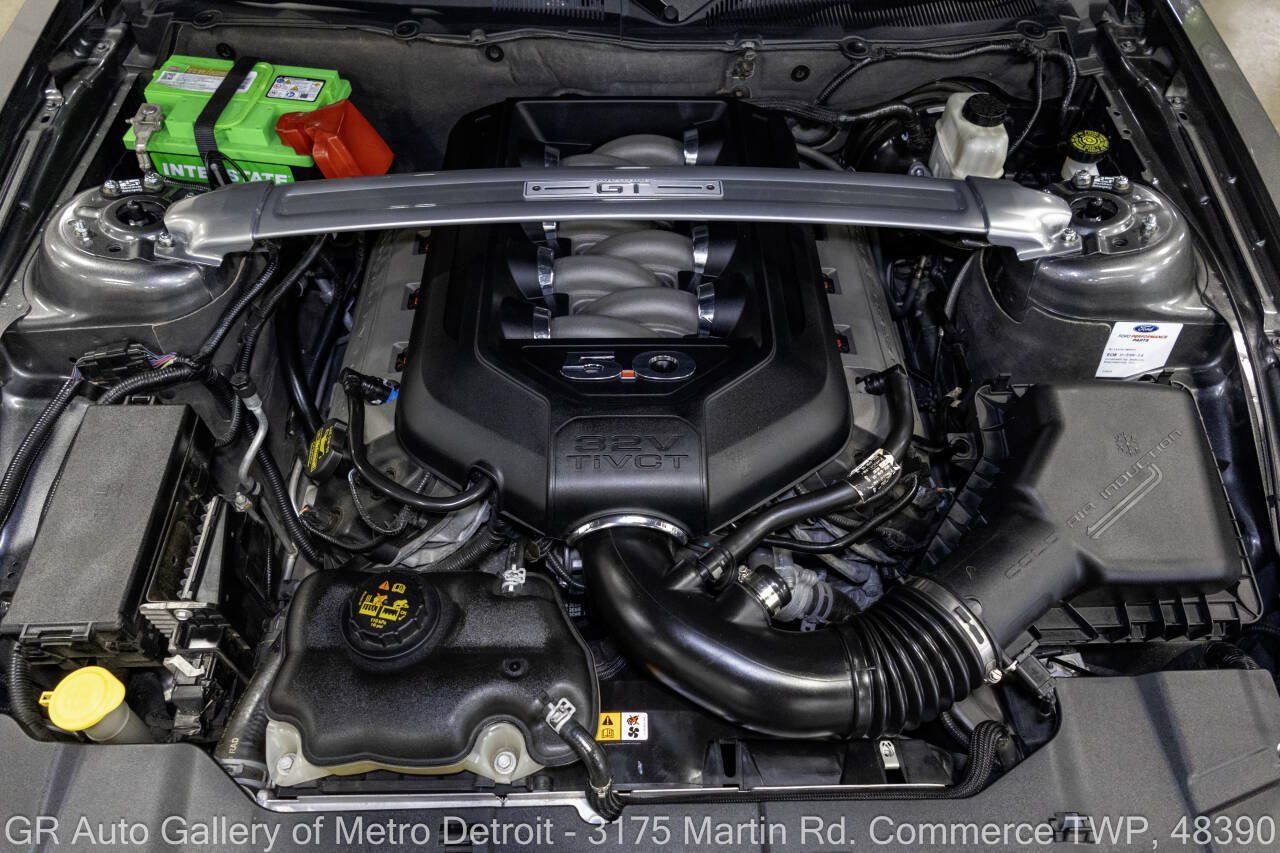Used 2014 Ford Mustang GT Premium w/ GT Track Package RWD image 19
